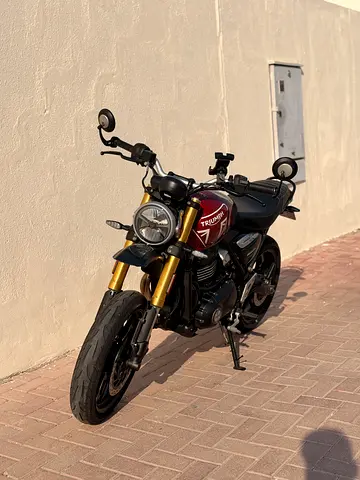Triump speed 400