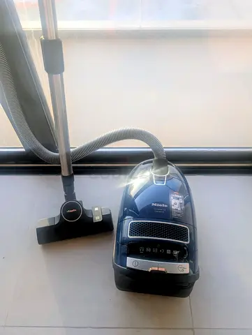 Miele Complete C3 Comfort XL Vacuum Cleaner