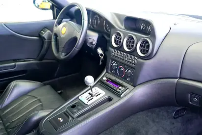 2001 Ferrari 550 — миниатюра 9