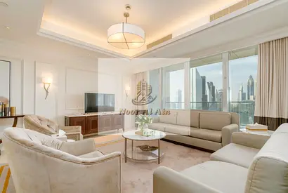 Luxury living | Furnished 4 BR+M Penthouse | Skyline view