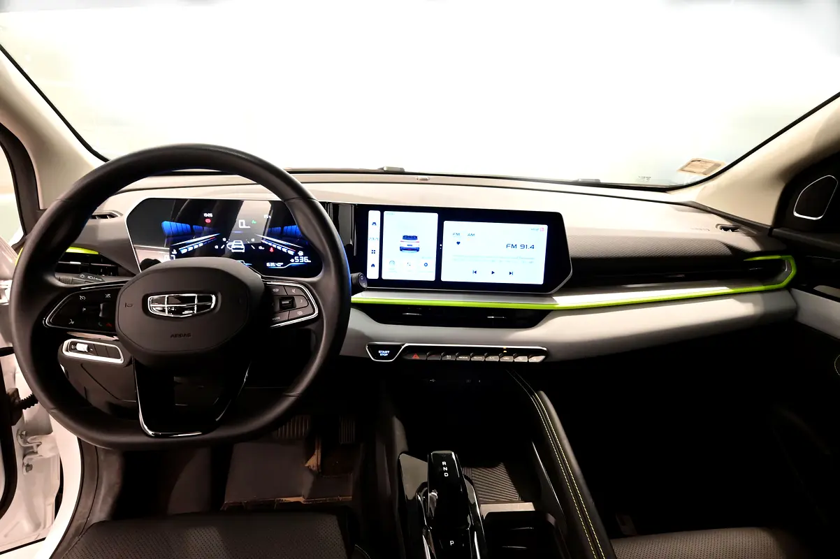Geely Coolray 2026