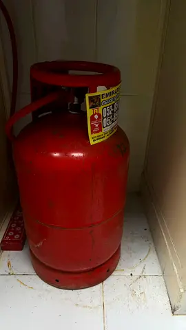 Used Red LPG Gas Cylinder 13kg - Working Condition