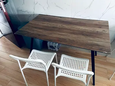 Dining table with 2 chairs