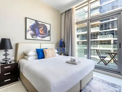 ELEVATED LIVING | STUDIO | FULLY-FURNISHED