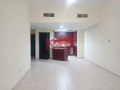 SPACIOUS 1 BEDROOM CLOSE TO METRO