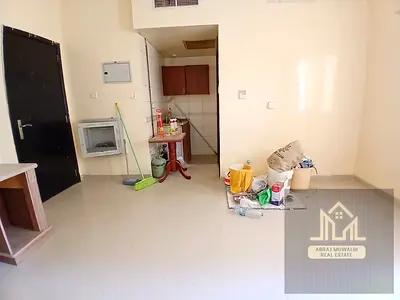 Cheap price studio/ neat and clean/ prime location near safari