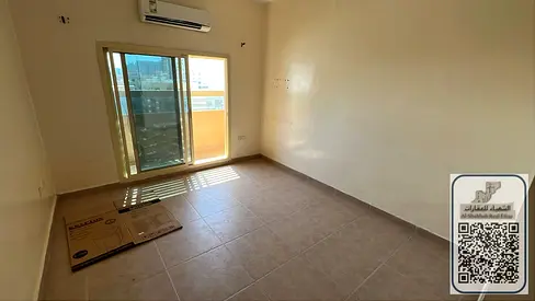 🔥 شقة للإيجار السنوي في الروضة2– عجمان 🔥 فرصة مميزة للسكن في منطقة حيوية وهادئة، شقة بمساحة مناسبة وتشطيب جيد، قريبة من جميع الخدمات والمرافق