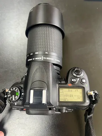 Nikon D7000 DSLR with 70-300mm Lens - Good Working Condition no charger