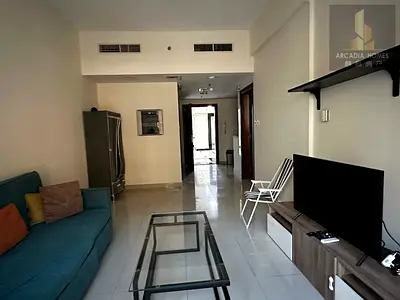 1BR Apartment | The Manhattan | Pool & Courtyard Views