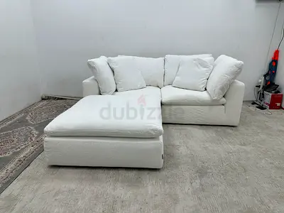 Still brand new the loom collection three pieces sofa