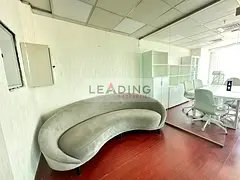 Fully Furnished || Upgraded || Spacious Layout || Near to Downtown