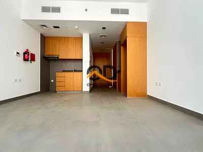 🏡 Ready to Move | Spacious Luxury Studio Apartment for Rent 🏡