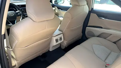 صورة 6 لـ 2019 Toyota CAMRY
