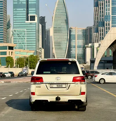 صورة 6 لـ 2021 Toyota LAND CRUISER