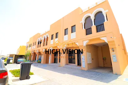 Closed Kitchen | 2 Master Bedrooms | Private Balcony
