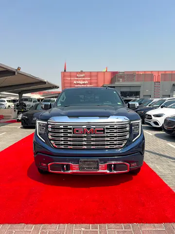 2023 GMC Sierra 1500 Denali | Canadian Specs | Premium Luxury Pickup