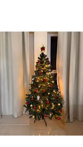 6ft Artificial Christmas Tree with Ornaments