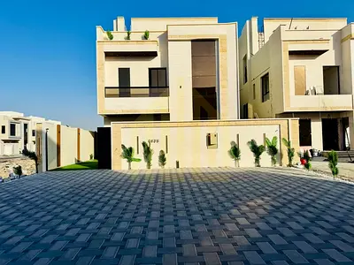 من المالك فقط بمقدم 15 ‎%‎ امتلك فيلا كلاسيك في ارقي مناطق عجمان وبسعر شامل رسوم التسجيل
