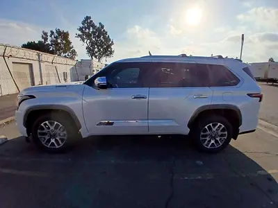 صورة 7 لـ 2025 Toyota SEQUOIA