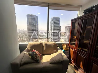 Executive Office | JLT | Ready to Move