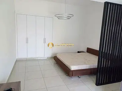 Fully Furnished | Big Layout | Commnity View