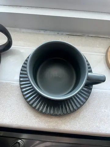Set of 5 ceramic cups - grey, gently used