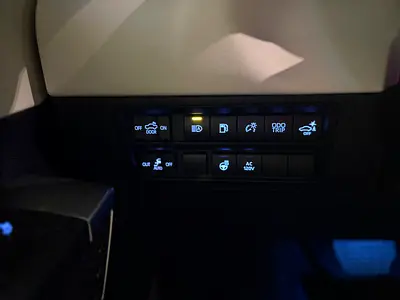 2023 Toyota TUNDRA photo 14