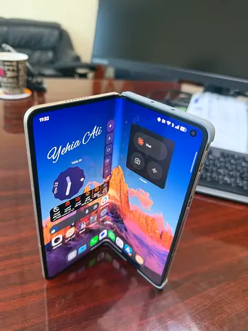 Oppo Find N6 Orange