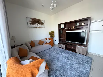 Furnished | Bright Unit | Villas View | High Floor
