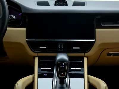 2023 Porsche CAYENNE thumbnail 15
