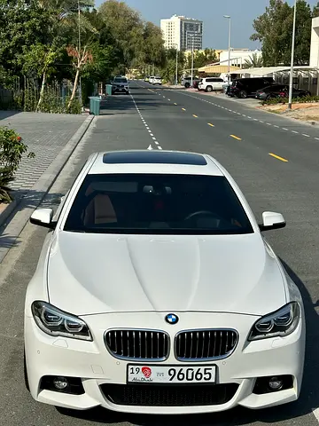 BMW 5-Series 528i 2015 GCC Specs
