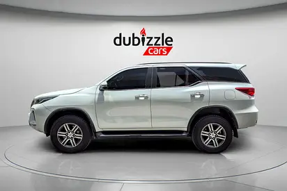 2025 Toyota FORTUNER 照片 5