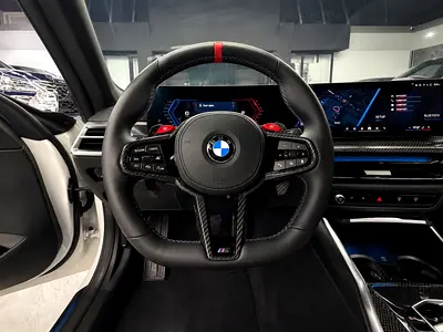 2025 BMW M2 photo 8