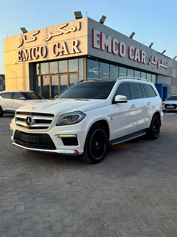 Mercedes-Benz GL 500 4MATIC 2015 - GCC Specs - Excellent Condition -No accident- original pint