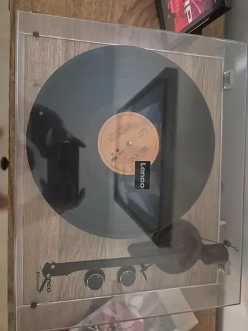 Vinyl Player + Speakers