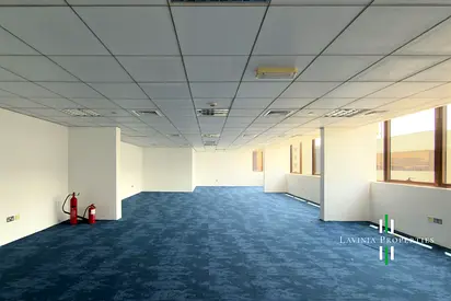 VACANT | FITTED OFFICE | CLOSE TO METRO STATION