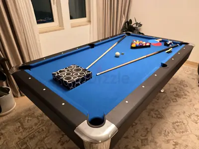 Home Pool Table with table tennis and Accessories - Excellent Condition