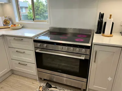 Siemens 5 Hob Electric Cooking Range