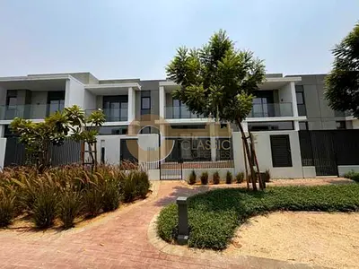 3 BR PLUS MAIDS | SINGLE ROW | ON THE PARK