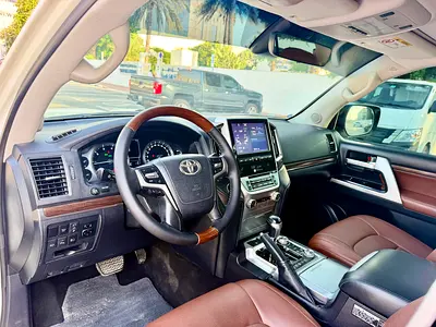 صورة 9 لـ 2021 Toyota LAND CRUISER