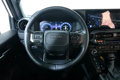 صورة 14 لـ 2025 Toyota PRADO