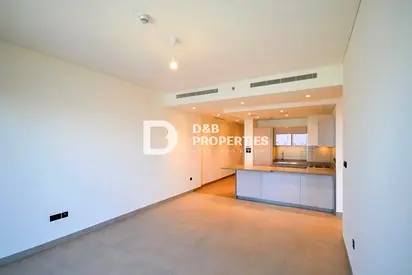 Study Room | Lagoon View | High Floor