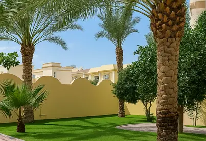 Huge Villa I Prime Location I Behind MCC