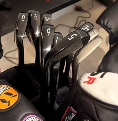 Titleist T200