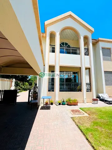 Luxury 5-Bedroom Villa for Sale in Umm Suqeim 1