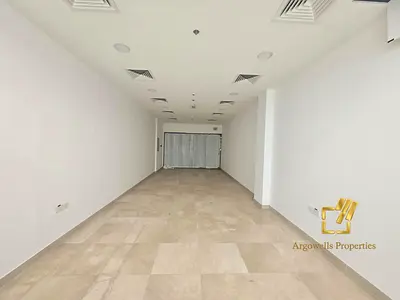 متجر تجزئة | كثافة مرورية عالية | جاهز للإشغال