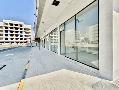 Lavish like brand-new Shop school area 460 ft.² school area Mo La Sharjah Lavish like brand-new Shop school area 460 ft.² school area Muwaileh Sharjah