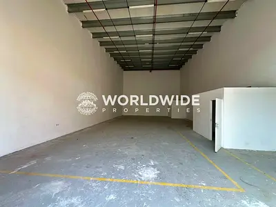 مستودع جاهز للاستخدام بمساحة 2,000 قدم مربع | طاقة عالية 21 كيلوواط + مكتبان تنفيذيان | الجرف 1