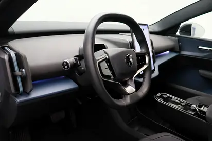 Volvo EX30 Plus, миниатюра 9