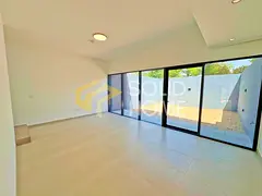 Best Deal |Rent |massive Plot| Middle Townhouse